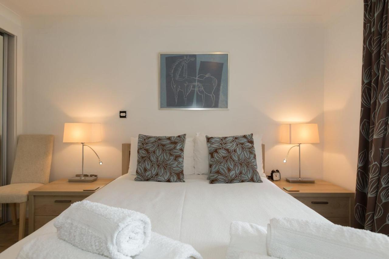 The Point Villa St Ives Екстериор снимка