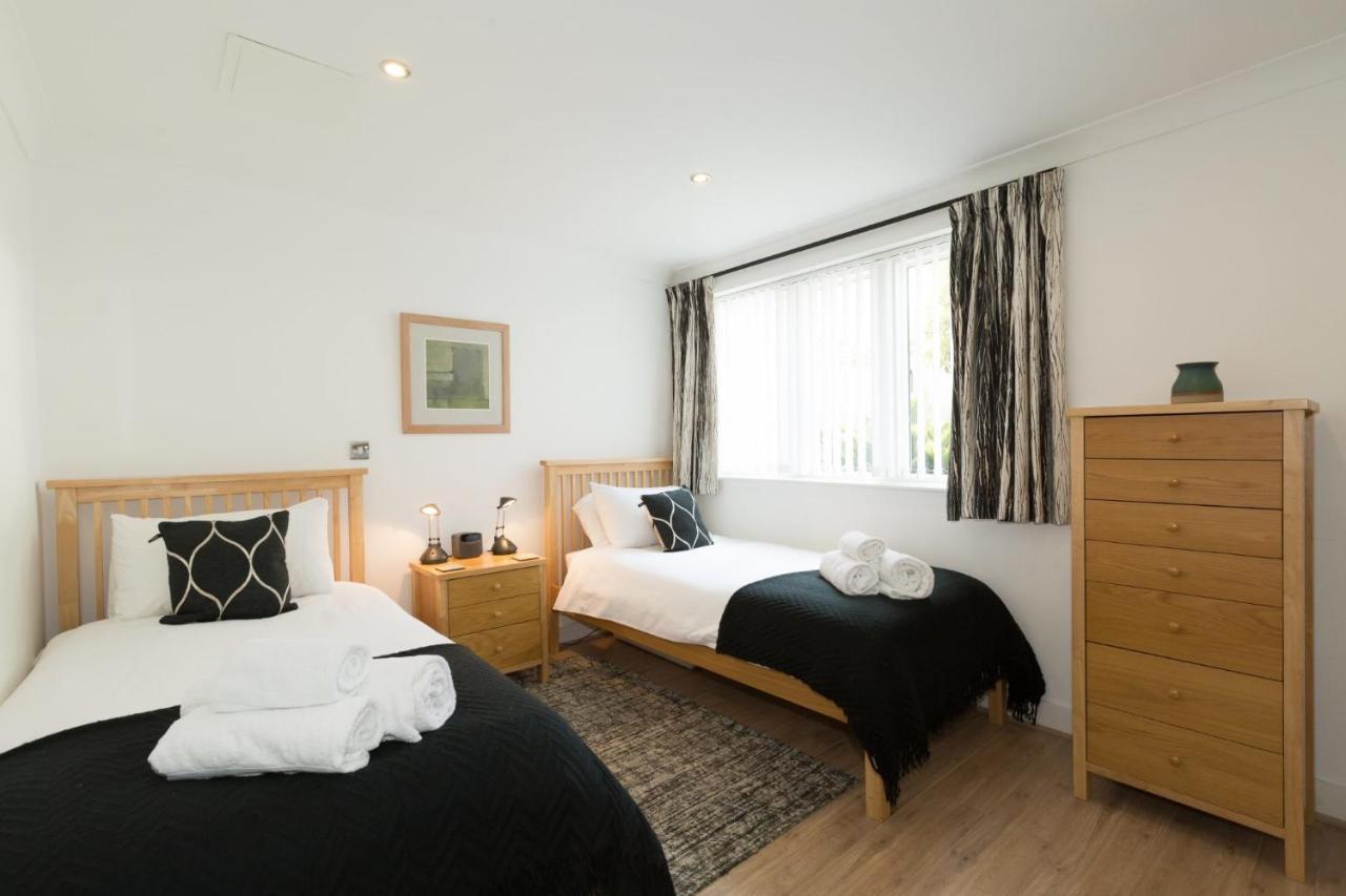 The Point Villa St Ives Екстериор снимка